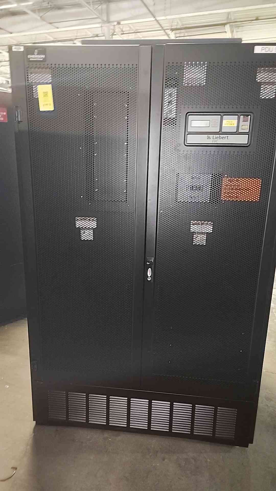 150 KVA Liebert FPC, Power Distribution Unit, 480 Volts to 208/120 Volts, Square D I-Line 600 Amp Panel
