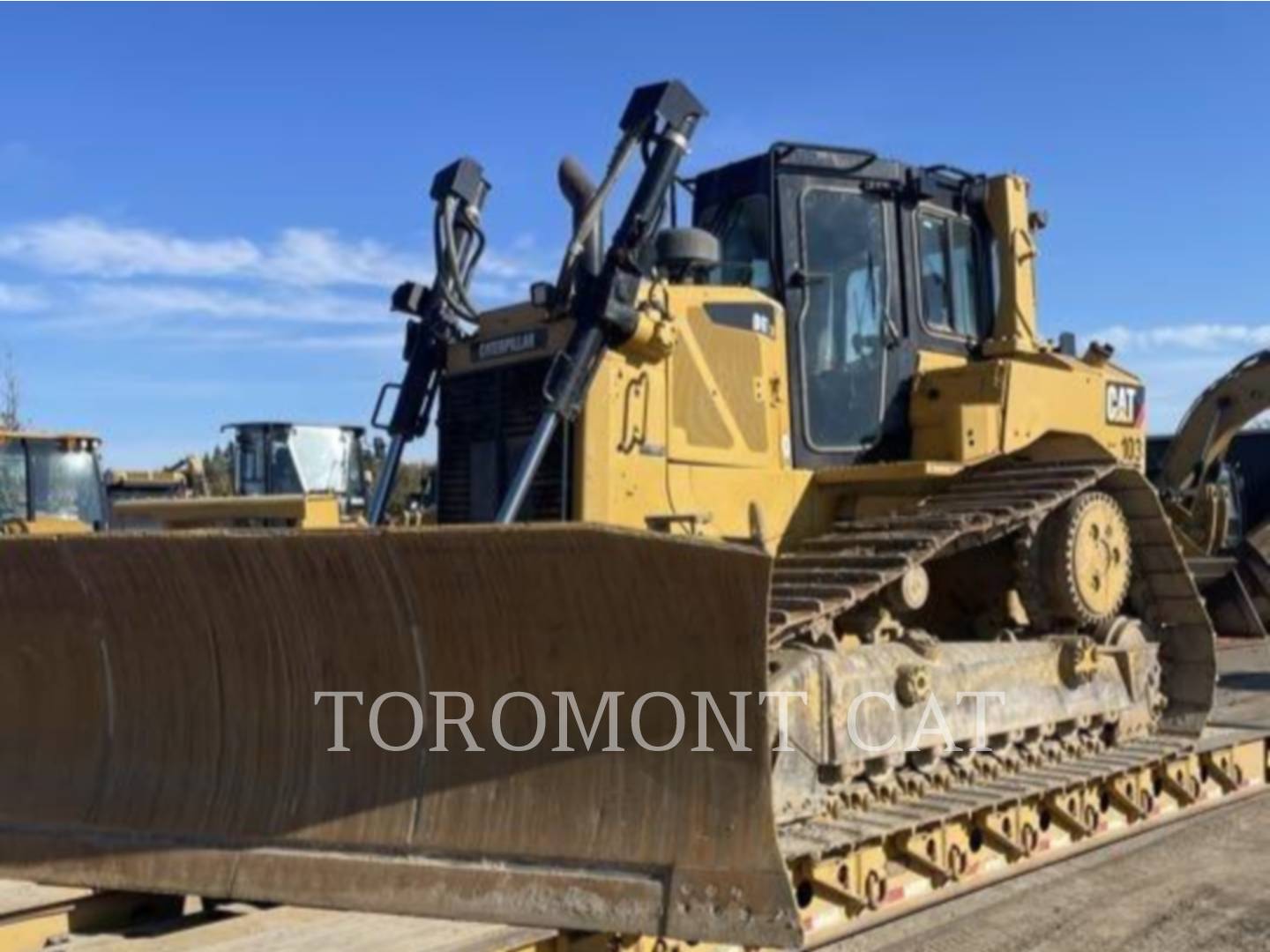 Caterpillar D6TXWVP, 14881 hours, S/N: RCW01215, 2012
