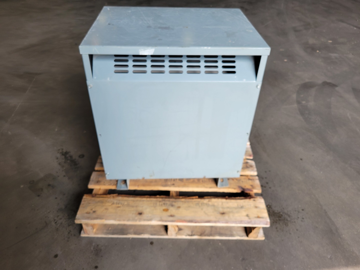 150 KVA 600 Primary, 480 Secondary, Beaver #AVJ150TS4A, Dry Type Autotransformer, 3PH