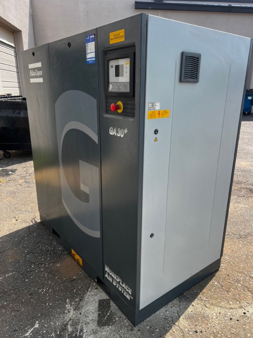214 cfm, 107 psi, Atlas Copco #GA30, Rotary Screw Air Compressor, 40 HP, 460 Volts, 3PH, 15,369 hours, 2015