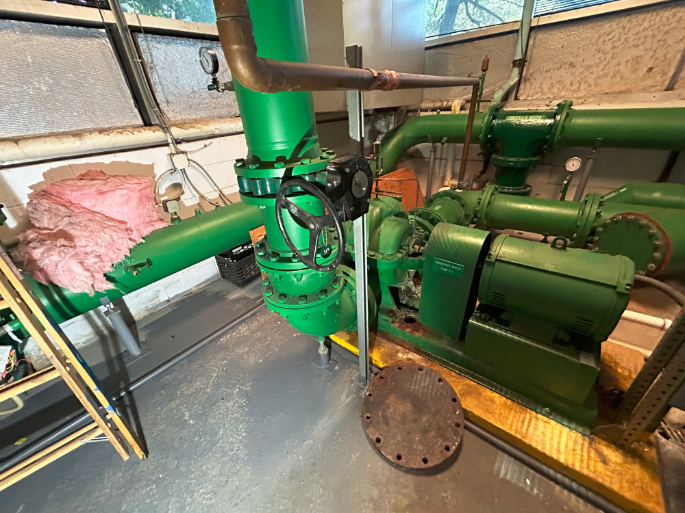 Allis-Chalmers #8000, sgl-stage horizontal split-case centrifugal fire pump, 50 HP Lincoln Lincguard AC
