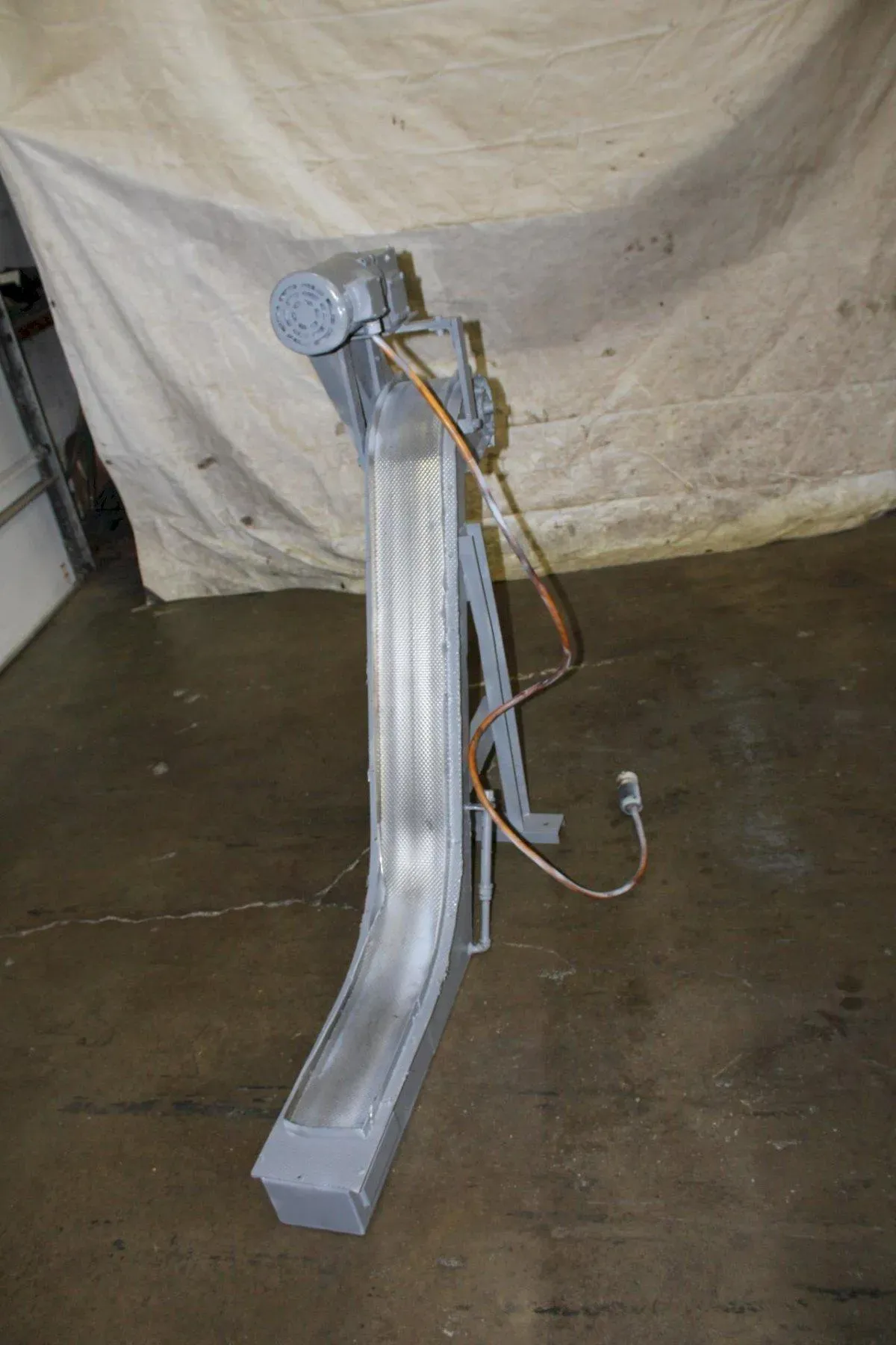 6" wide x 60" long, Livonia #B-11, Magnetic Incline Conveyor, 22" base leg, 10" discharge, 43" discharge