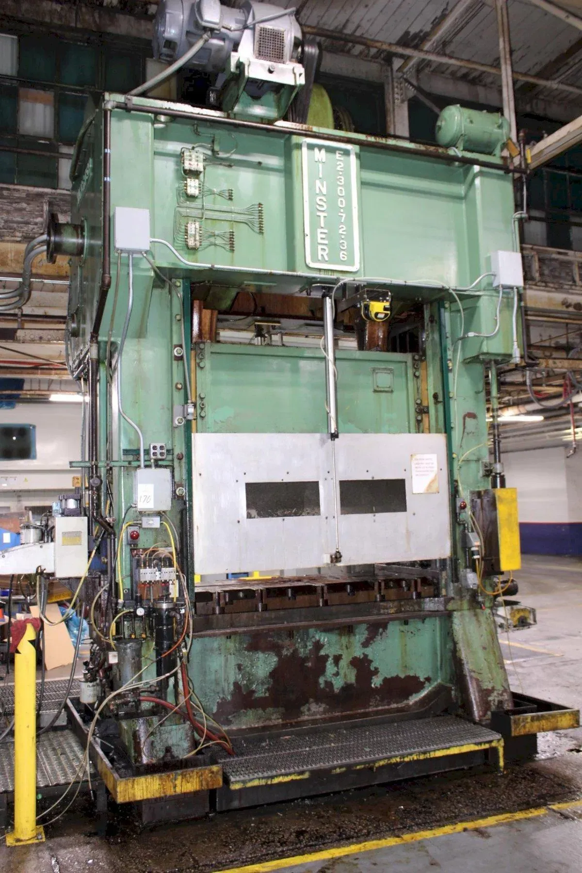 300 Ton, Minster #300-TON-SSDC, Straight Side Double Crank Press, 8" stroke, 36" shut height, 72" x 36"