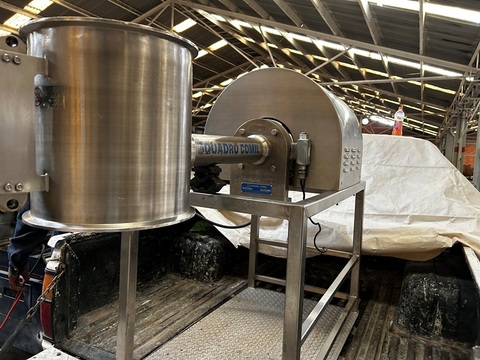Quadro Engineering #U20, Comil, stainless steel, 7 HP, 1760 RPM, 230/460 Volts