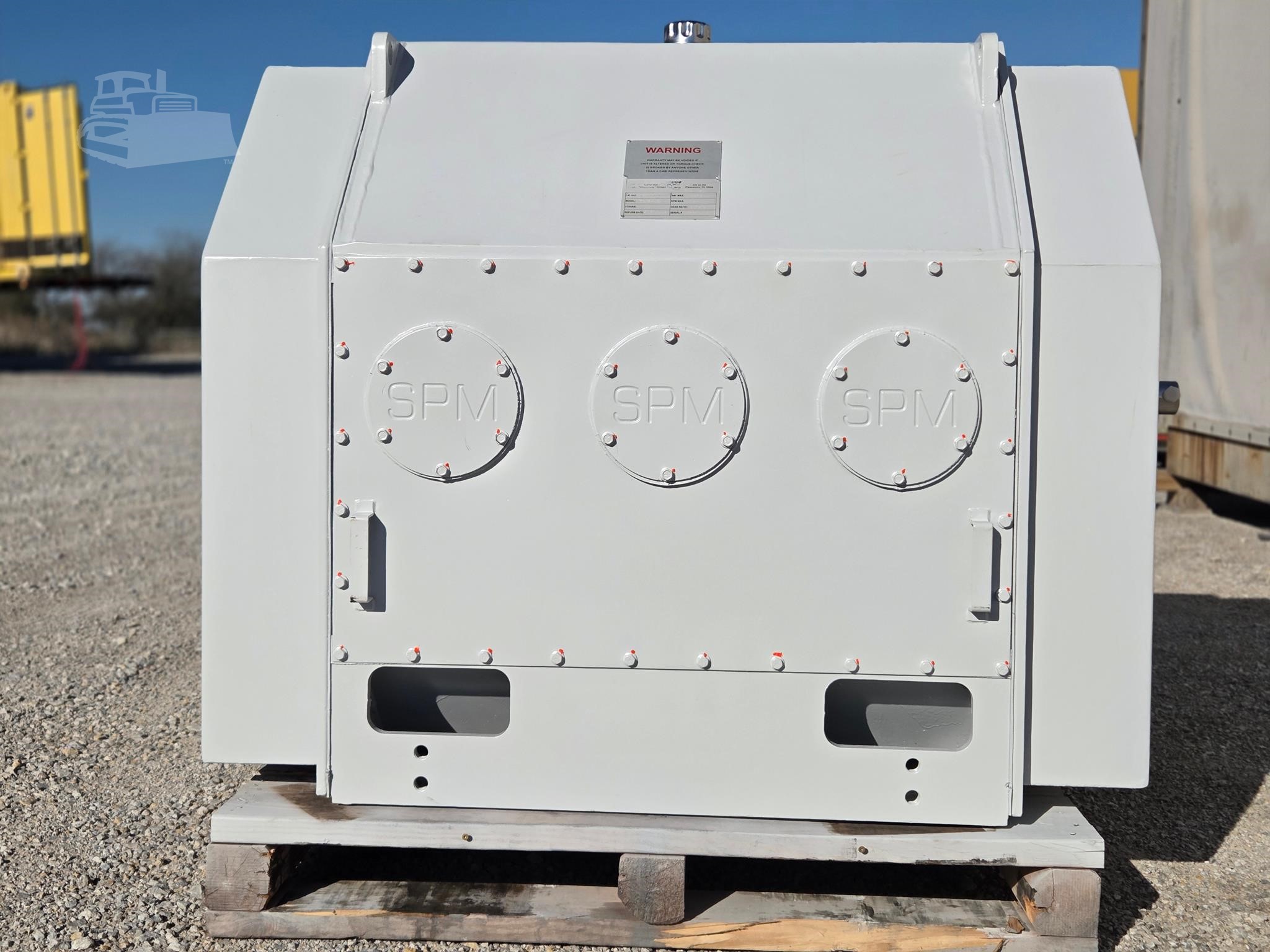 SPM #TWS2250, quintuplex well service pump power end, 2250 BHP, 8" stroke, 6.353:1 gear ratio, 225,000 lb.