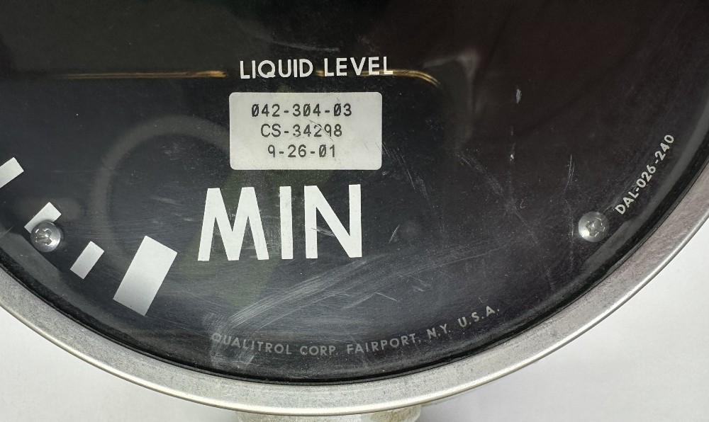 Qualitrol Corp., Liquid-Level Guage w/ Magnetic Float-Coupled Indicator w/ Integrated Junction Box