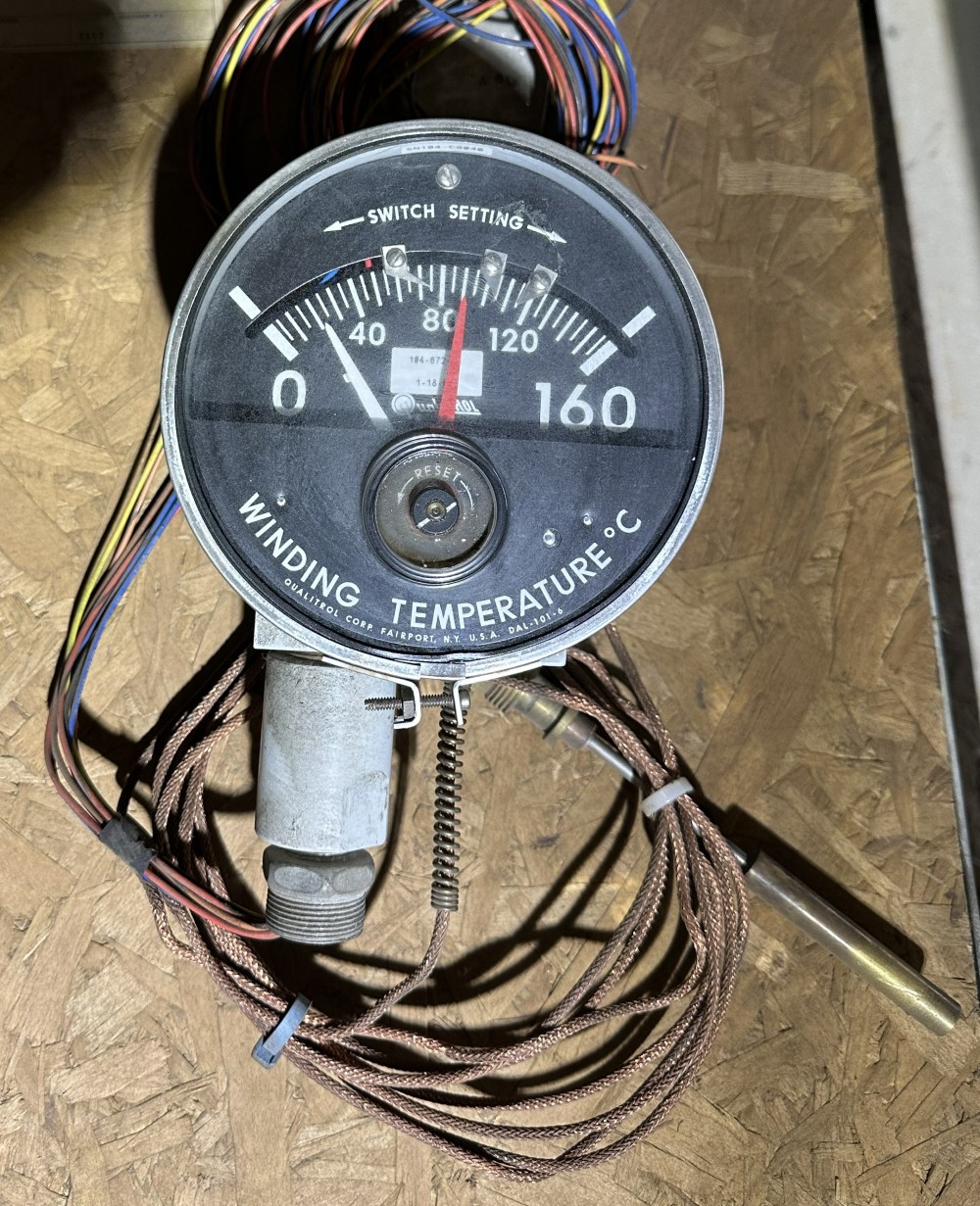 Qualitrol Corp., Model DAL-101-6, Winding Temperature Indicator, 0 - 160C