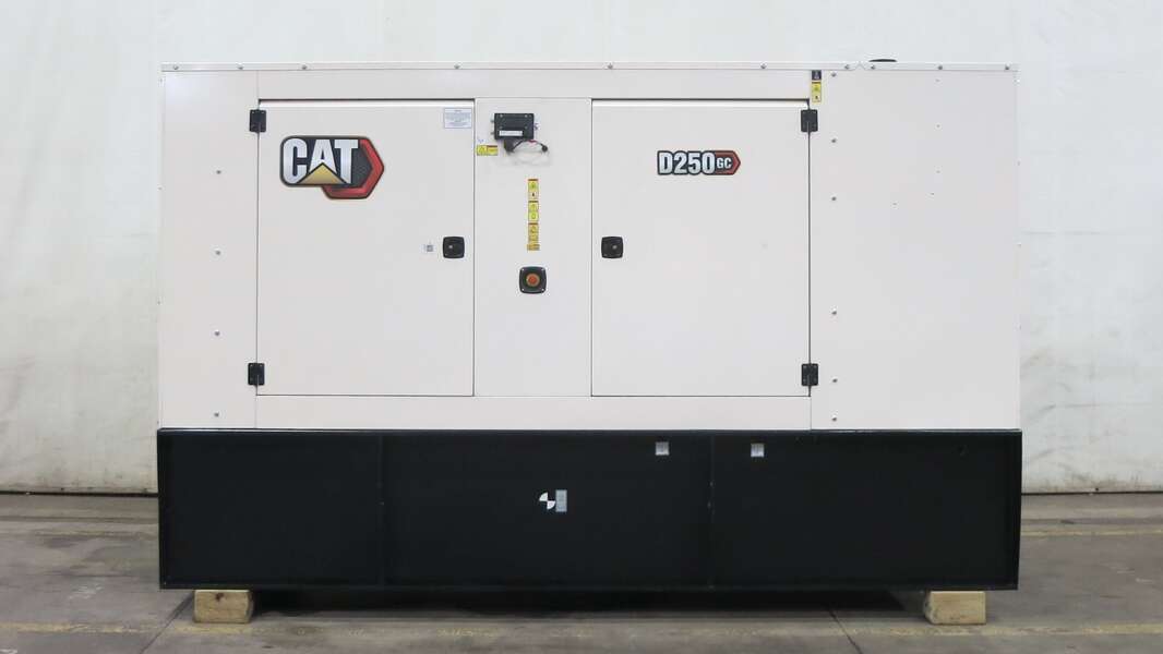 250 KW Caterpillar #C9, diesel generator set, 277/480 Volts, 398 HP @ 1800 RPM, EPA Tier 3, sound attenuated