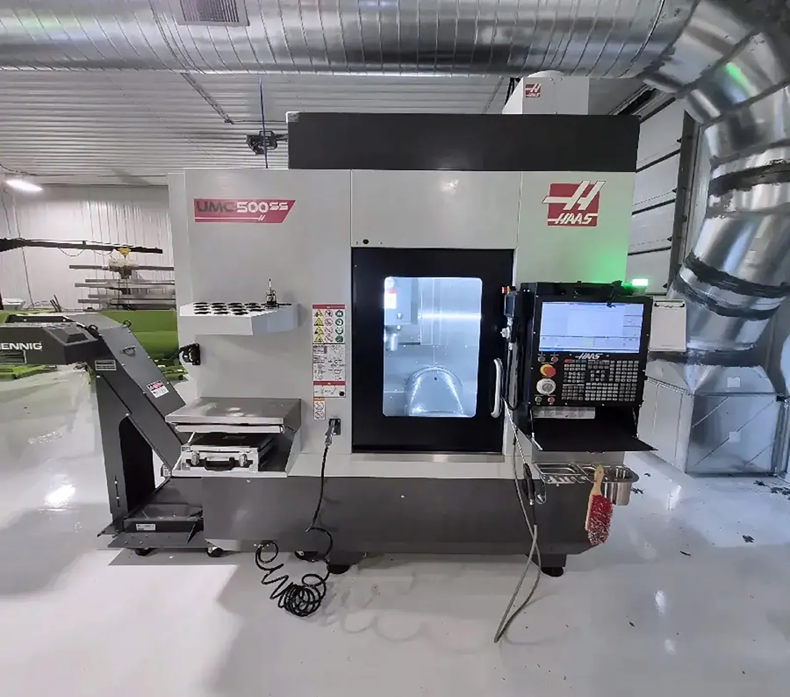 Haas #UMC-500SS, 5-Axis CNC vertical machining center, 30 automatic tool changer, 24" X, 16" Y, 16" Z, 12000