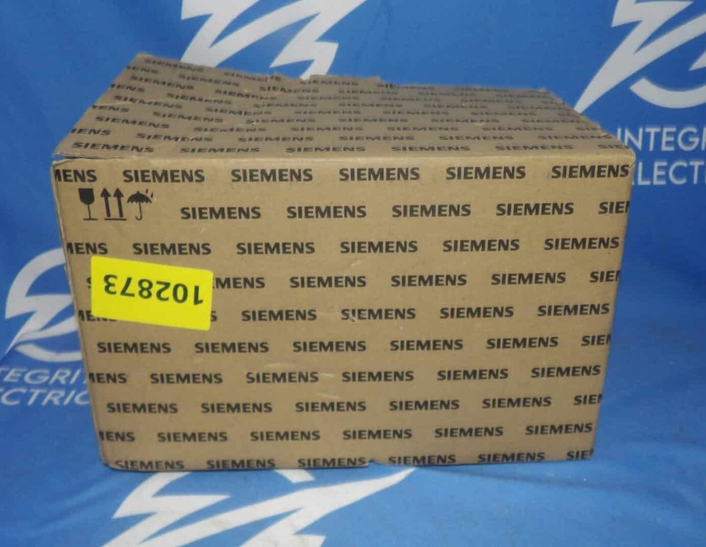 400 Amps, Siemens #3VA5340-5EC36-1AA0, Circuit Breaker, 3-pole, 600 Volts, new