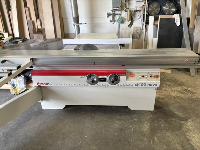 SCM #SI400-Nova, Sliding Table Saw, 10.5' sliding table, 51" rip capacity, 15.75" saw blade diameter, 5" cut