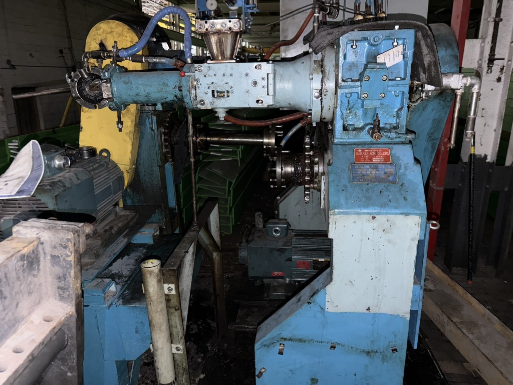 1.75" Nakata, Cold Feed Rubber Extruder, 10:1 L/D, 11.28:1 G/B ratio, Hansen speed reducer, 25 HP Baldor