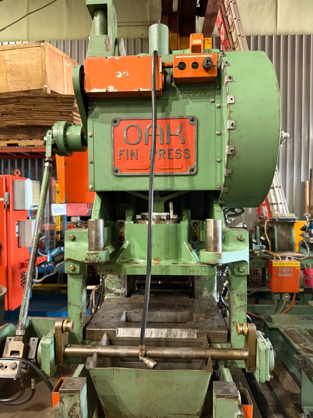 30 Ton, Burr Oak #FP1, 1" stroke, 133-385 SPM, uncoiler, suction hood