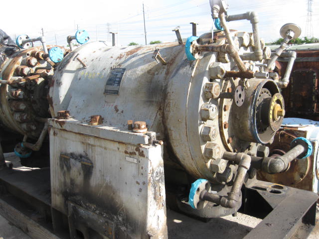 3871 ACFM, Clark #2BC9-8, centrifugal gas compressor, syn gas service, 368/1992 PSIA, 8 stage, 10490 RPM