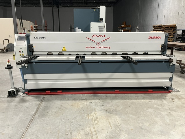 .157" x 10.2' Durma #MS3004, hydraulic shear, Durma DT-7 Control, 29-1/2" Back Gauge, 4' squaring arm, 10 HP