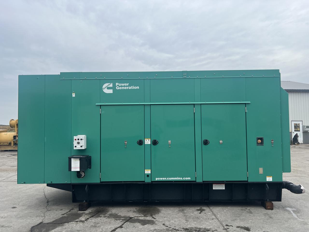 250 KW Cummins/Onan #DQDAA-1738856, diesel generator set, 480 Volts, 1/3 phase, QSL9-G7 engine, EPA Tier 3