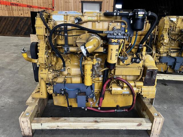 575 HP Caterpillar #C18, industrial diesel engine, EPA Tier 3, sound attenuated enclosure 1 bell housing