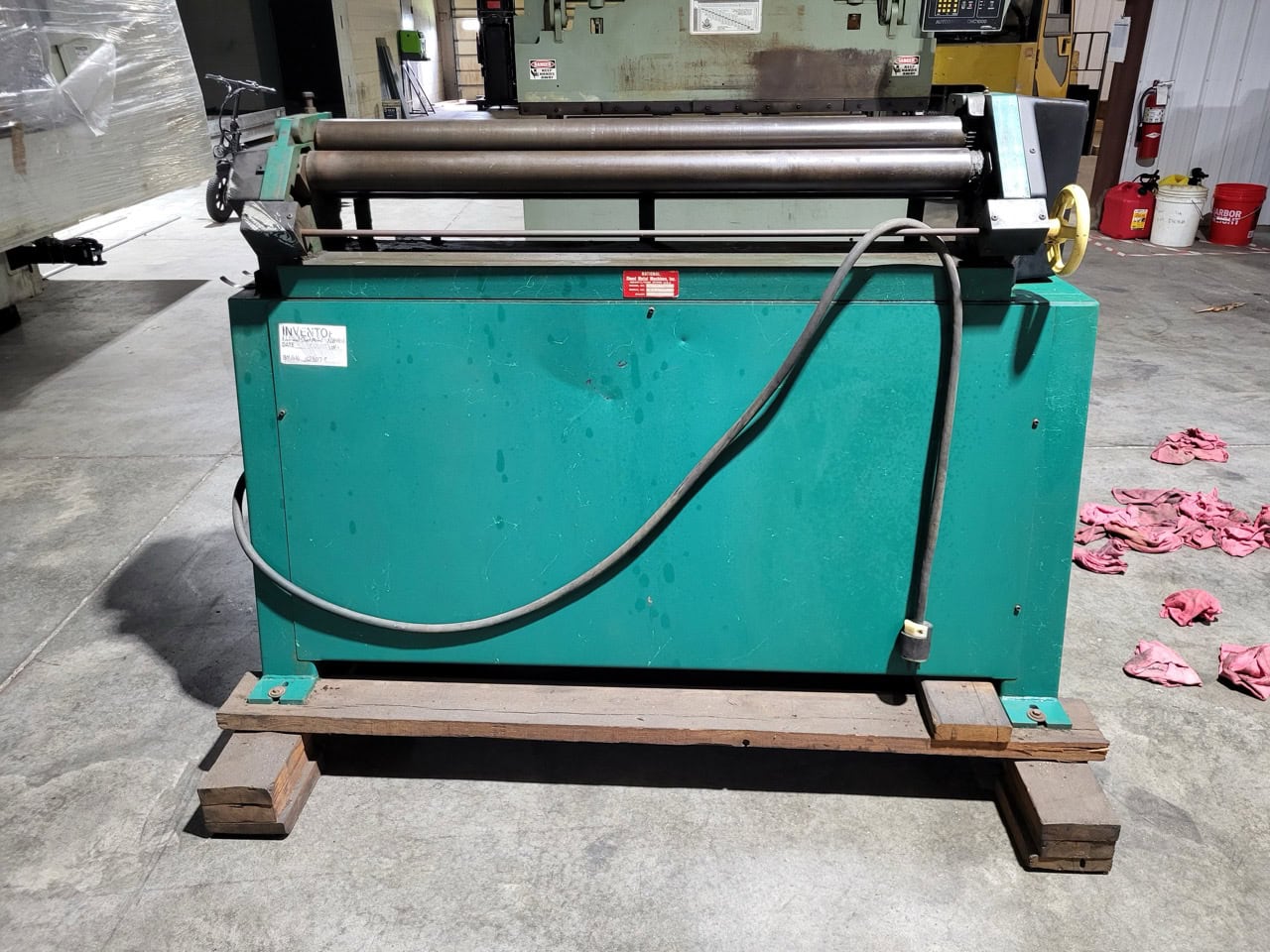 16 gauge x 4' National #NR-4816, power slip roll, 48-1/4" working length, (3) 3" driven rolls, 1-1/2" min.