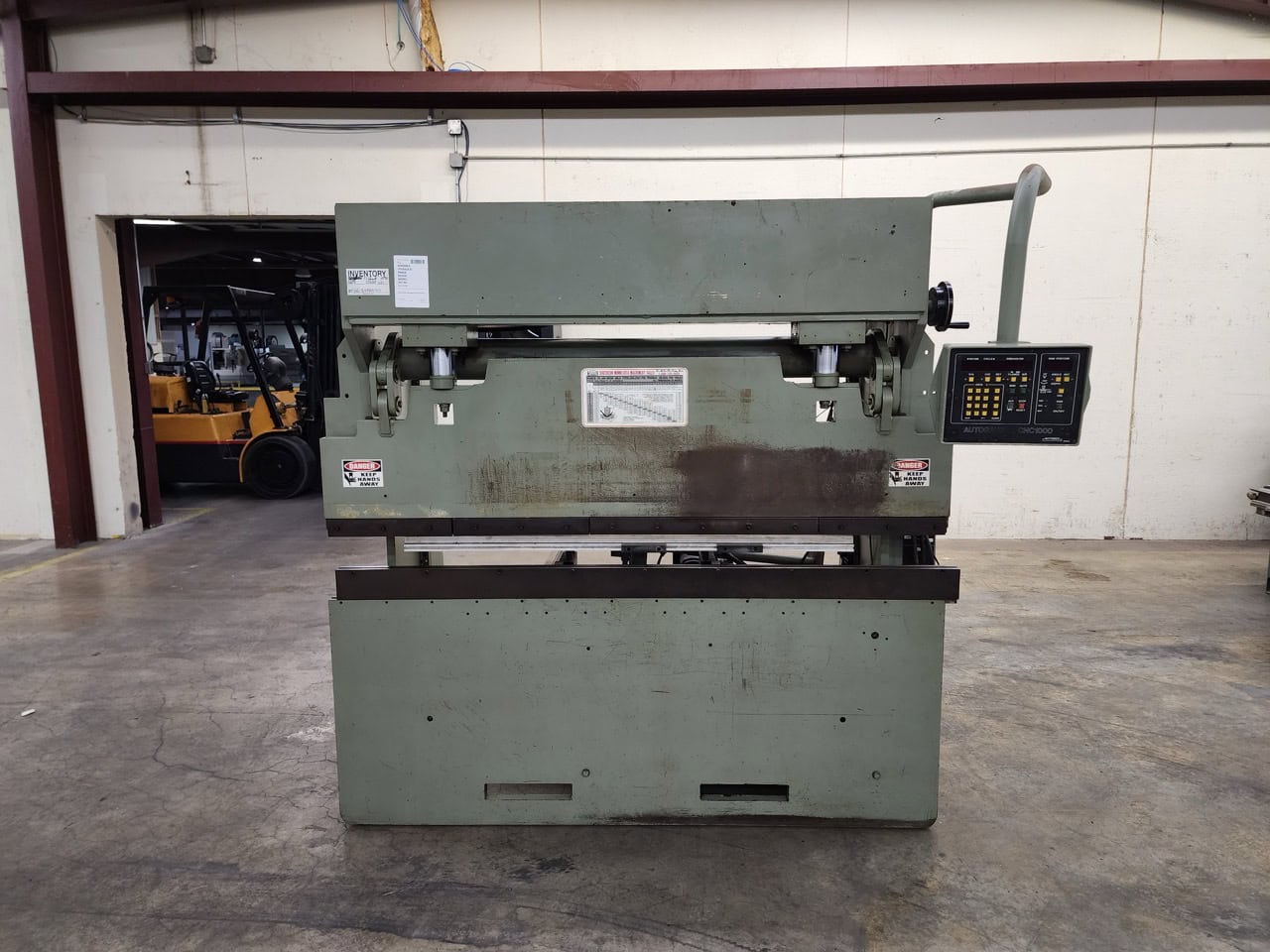 35 Ton, FJ Edwards #35T-80, press brake, 6' overall, 4" stroke, Automec Autogauge CNC1000 back gauge control