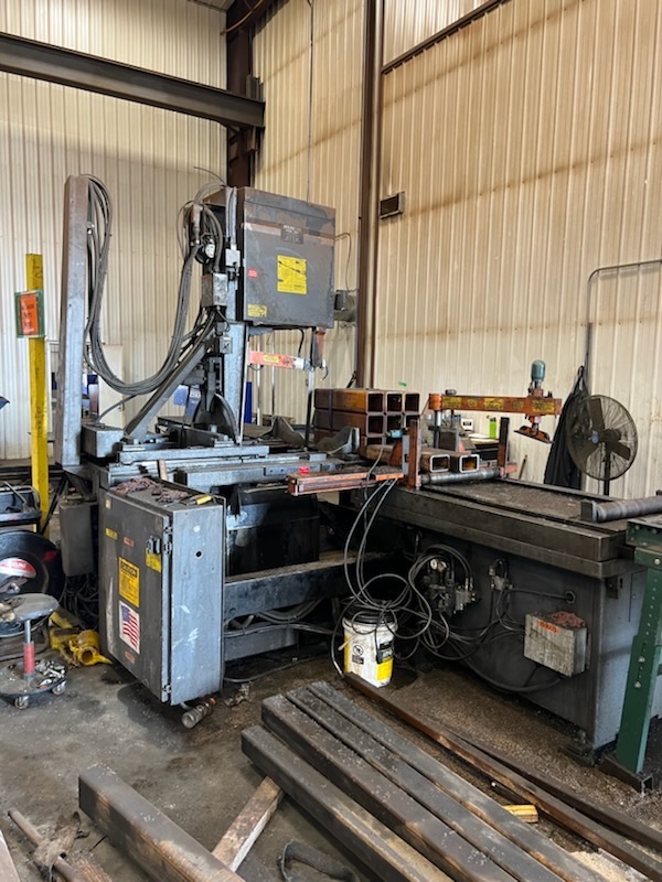 20" x 24" Hem #VT130HA60, fully automatic vertical band saw, 1-1/2" x .05" blade, 400 SFPM, 48" bar feed