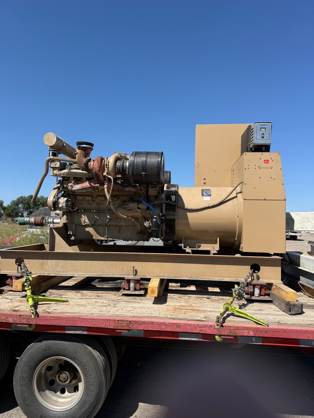 500 KW, 1800 RPM, Kato # D500fpx4, Generator End 4 to 12 wire, 278 hours like new