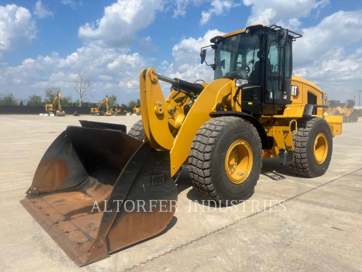 Cat 938-14, Wheel Loader, 311 hours, S/N: EZY01606, 2024