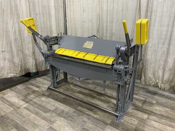 16 gauge x 4' Roper Whitney #416, box & pan finger brake, manual clamping
