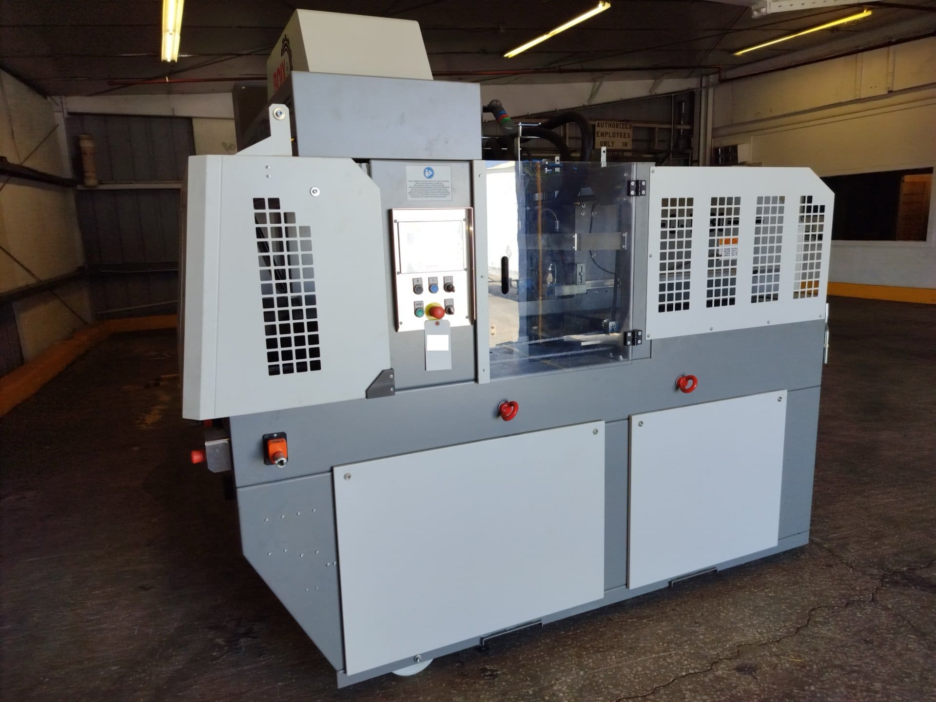 Boix #Q-1530, Automatic Tray & Case Forming Machine, 400-1,800 boxes/hr, 23.6" x 23.6" x 9.84" max box