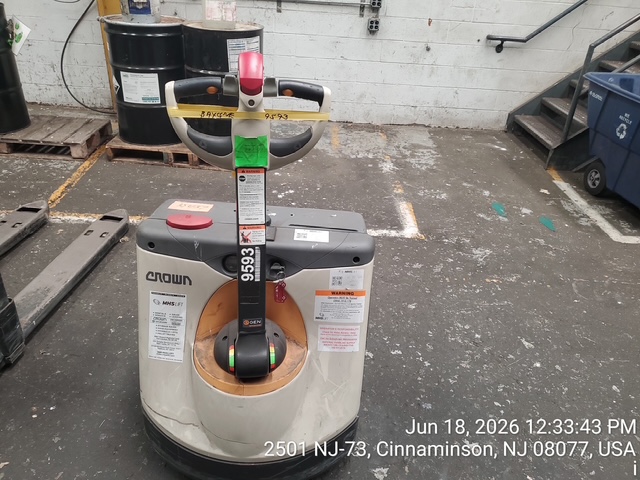 4,500 lb. Crown #WP3235-45, Electric Walkie Pallet Jack, 45" fork, 27" fork spread, 24 V., onboard charger