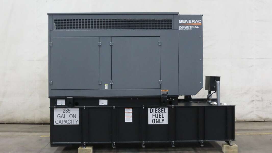 60 KW Generac #SD60, diesel generator set, 120/208 Volts, 1.6 hours, 93 HP @ 1800 RPM, Iveco / FPT