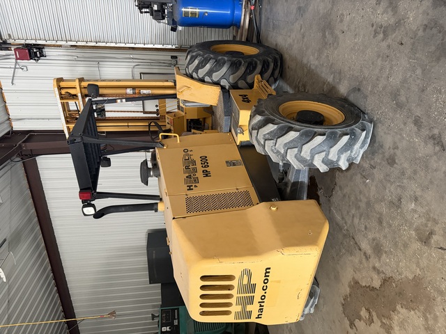 6,500 lb. Harlo #HP6500-4WD-22-65, Forklift, 180" lift height, 4-wheel drive