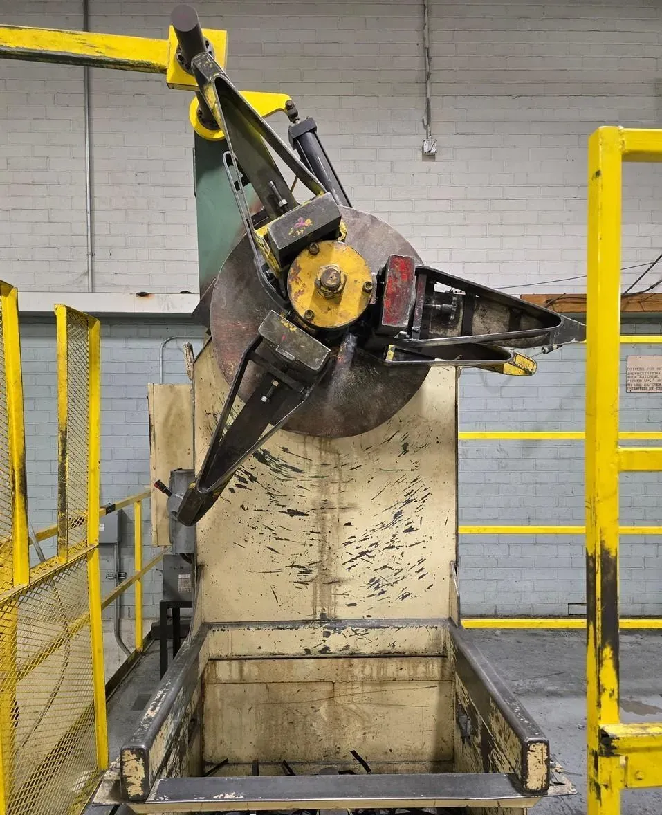 15,000 lb. Coe Press Equipment, Motorized Uncoiler, 28" mandrel, 20" - 24" ID, 72" outside dimensions