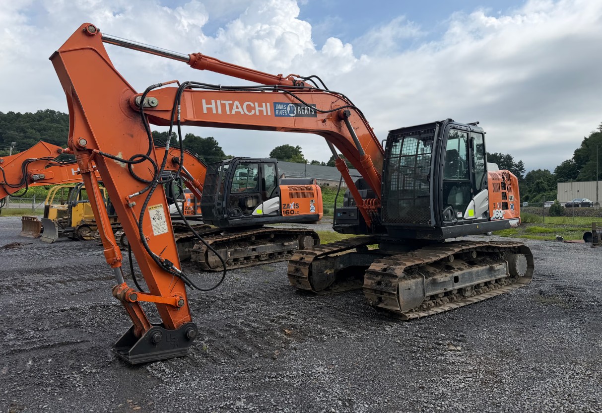 Hitachi #ZX160LC-6N, Hydraulic Excavator, 25.6 ton capacity, 6114 hours, S/N: 1FFDBP70PGF240078, 2017