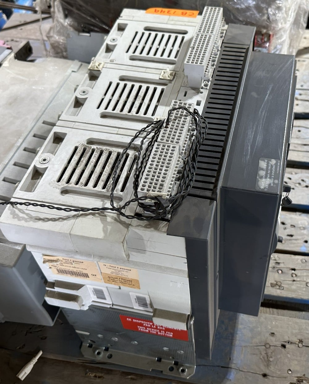 Siemens / Cubicle Bus, 1200A Frame, 3-Pole Draw-Out Air Circuit Breaker, 600V, Electronic Trip Unit