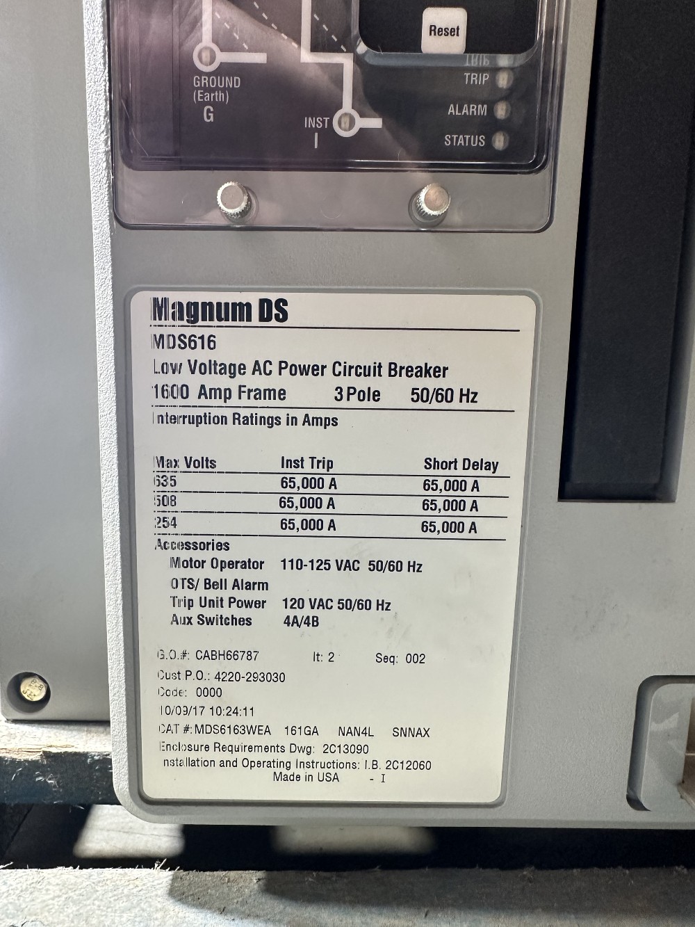Eaton Magnum, DS MDS616, 1600 A, Frame, 3-Pole, Draw-Out Air Circuit Breaker, 635 Volts, Electronic Trip Unit