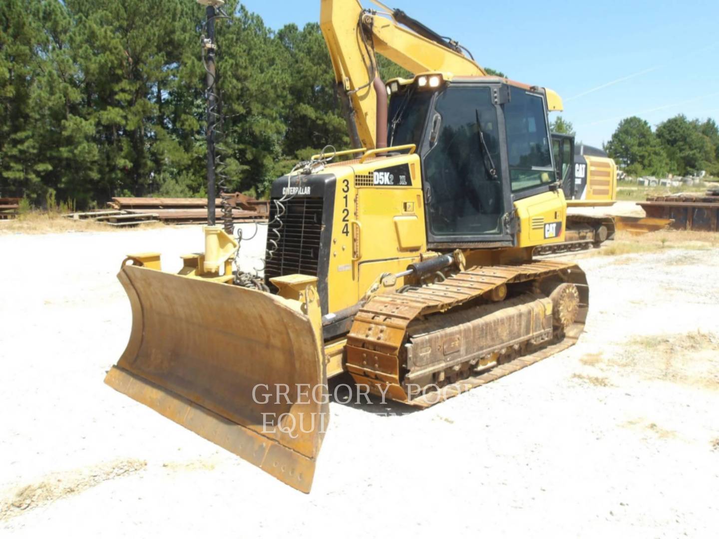 Caterpillar D5K2XL, 16709 hours, S/N: KWW00144, 2012