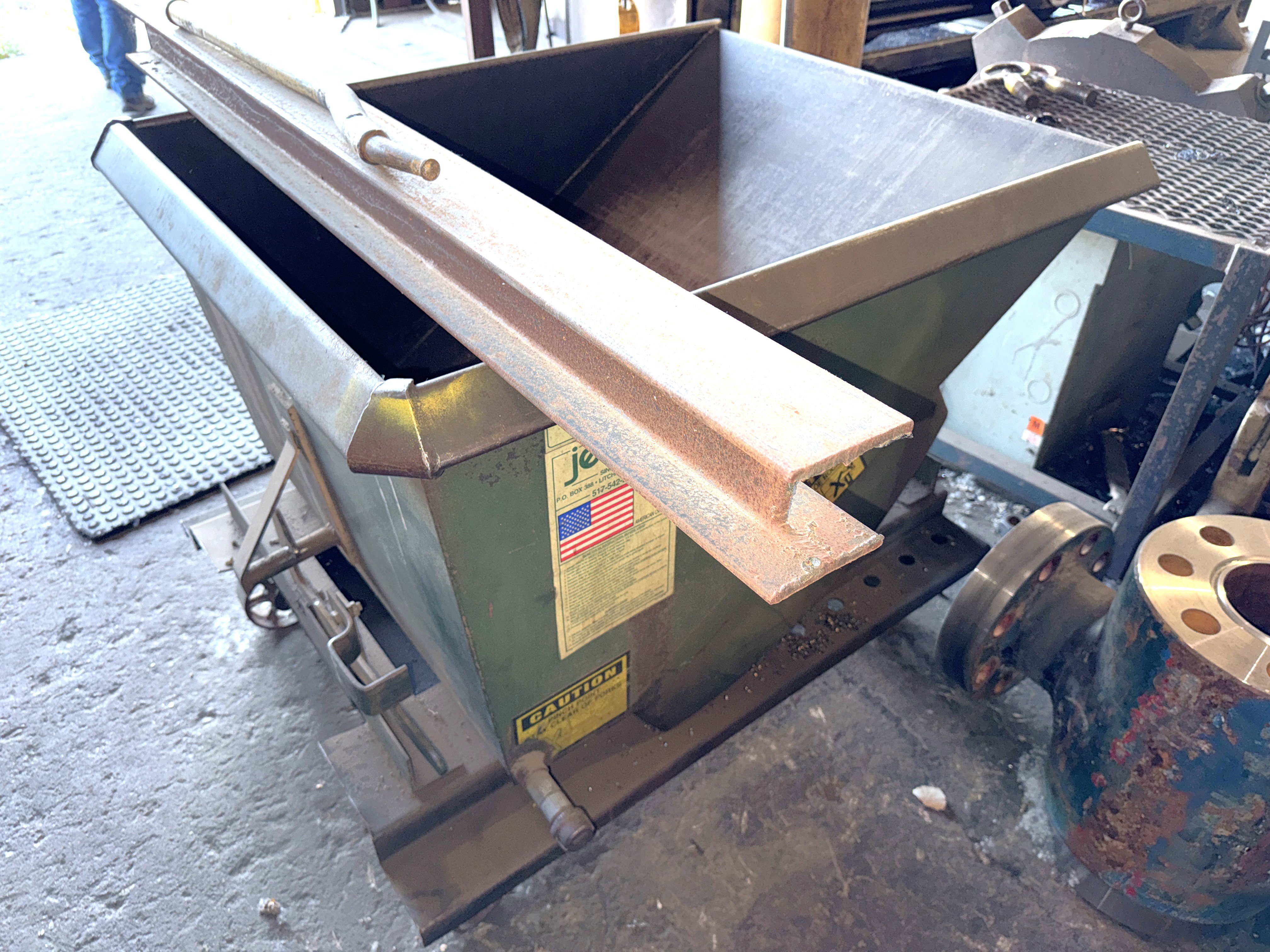 3 - 4 Cu. Yd. Jesco, Self-Dumping Rolling Hopper