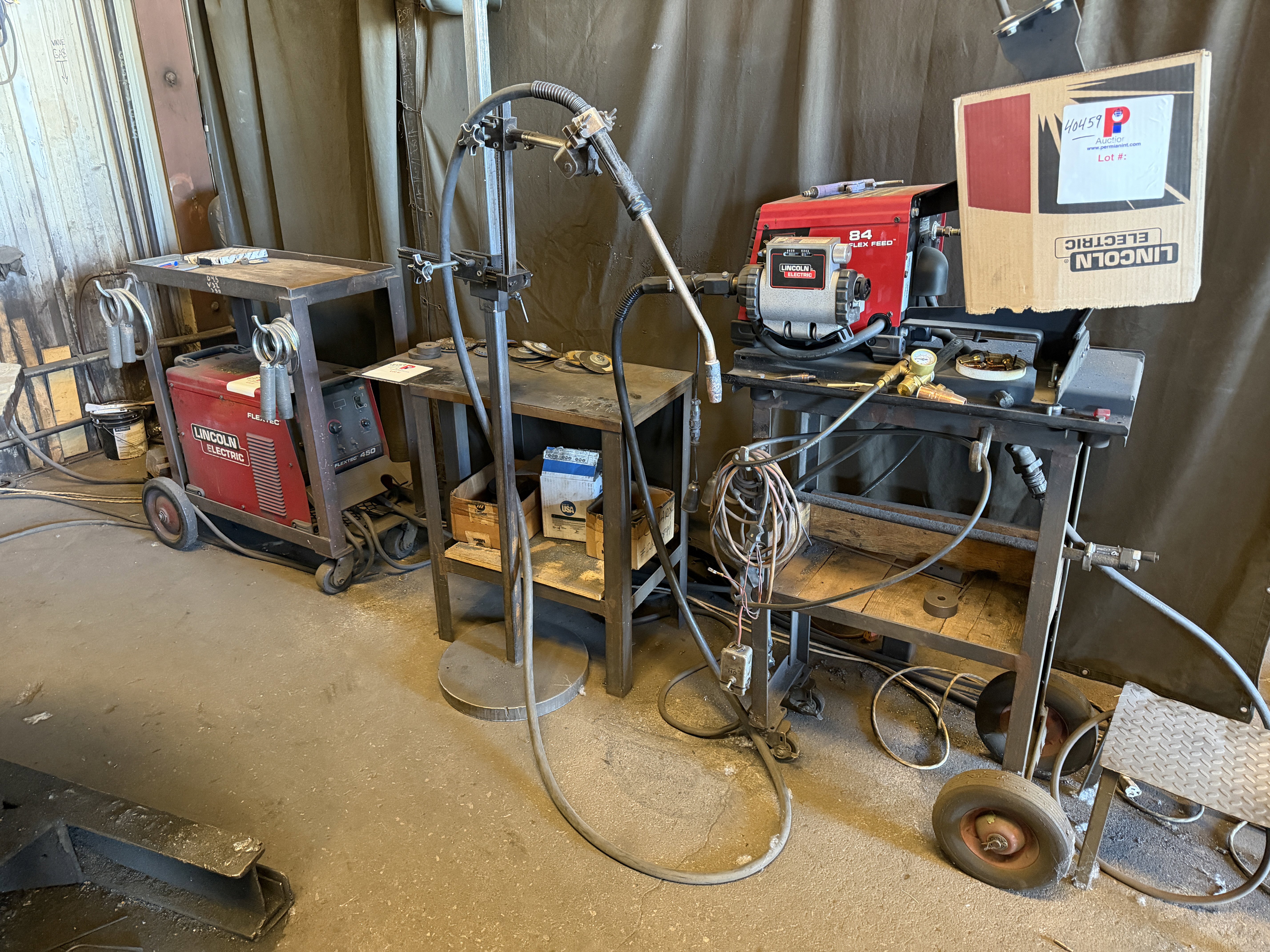 Lincoln Electric #Flextec-450, Multi-Process Welder w/ Flex Feed 84 Wire Feeder and Bug-O Stand