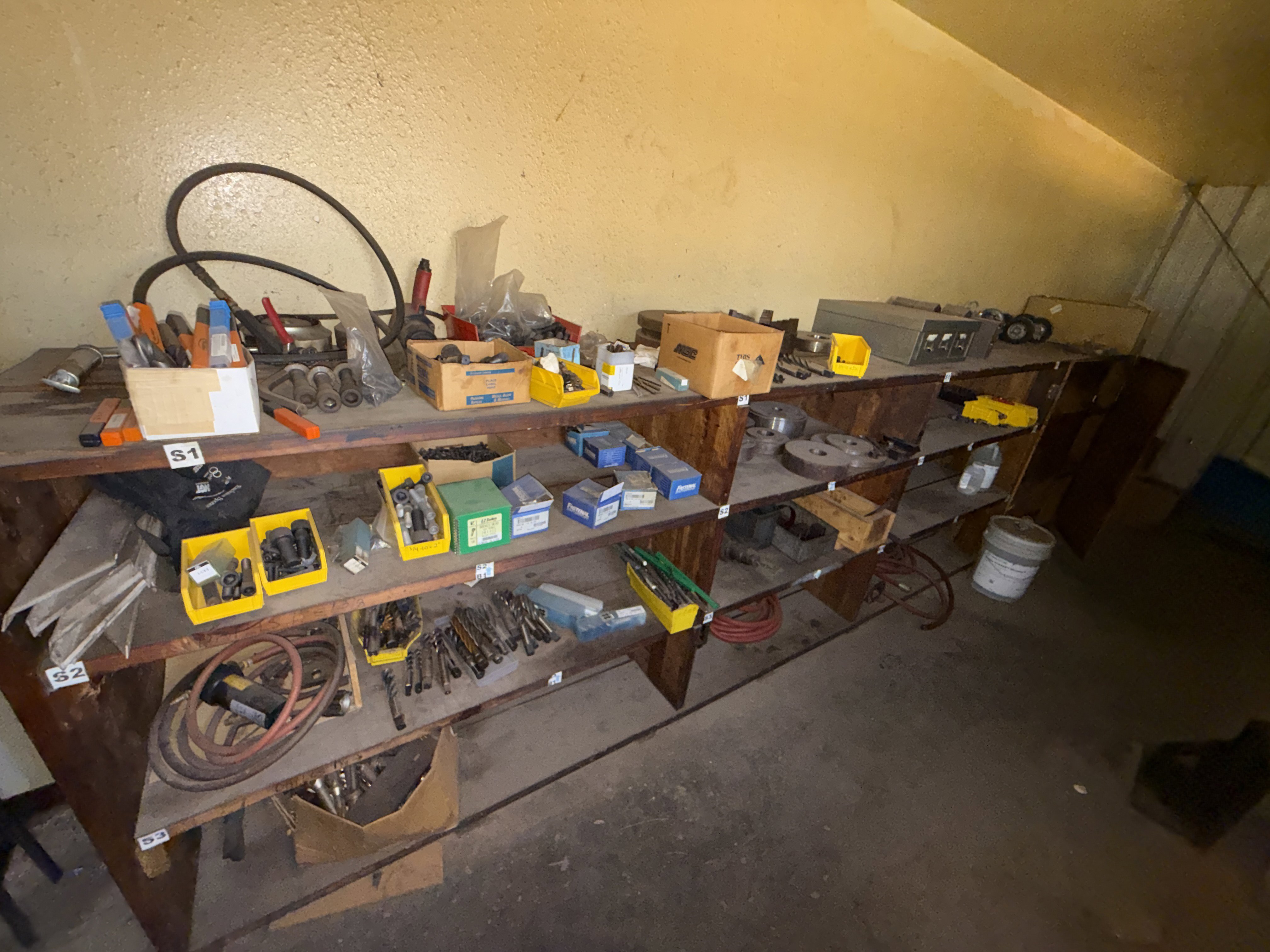 16' x 2' x 4' 3-Row Wood Shelf w/ Taps, Chucks, Cutting Tools and Related
