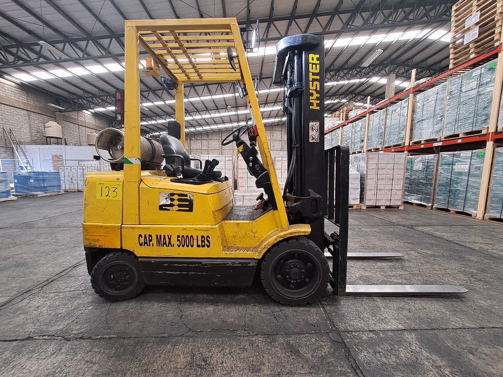 4800 lb. Hyster #S50XM, LP-Gas Forklift