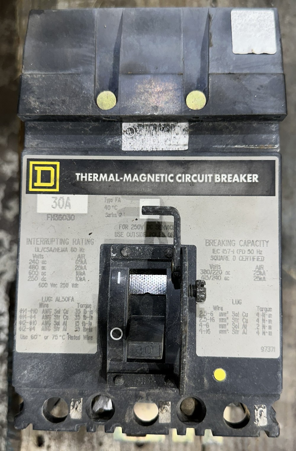 30 amps, Square D FH36030, Thermal Magnetic Circuit Breaker, 3-Pole, 600 Volts, Type FA, Series 2