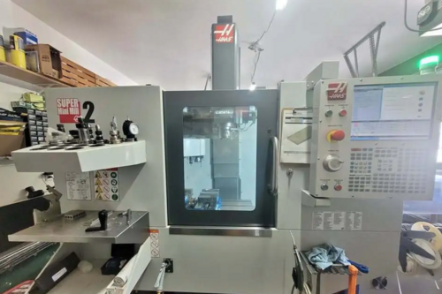 Haas #Super-Mini-Mill-2, CNC Vertical Machining Center, 20" X, 16" Y, 14" Z, 40" x 14" table, 15 HP, 10,000