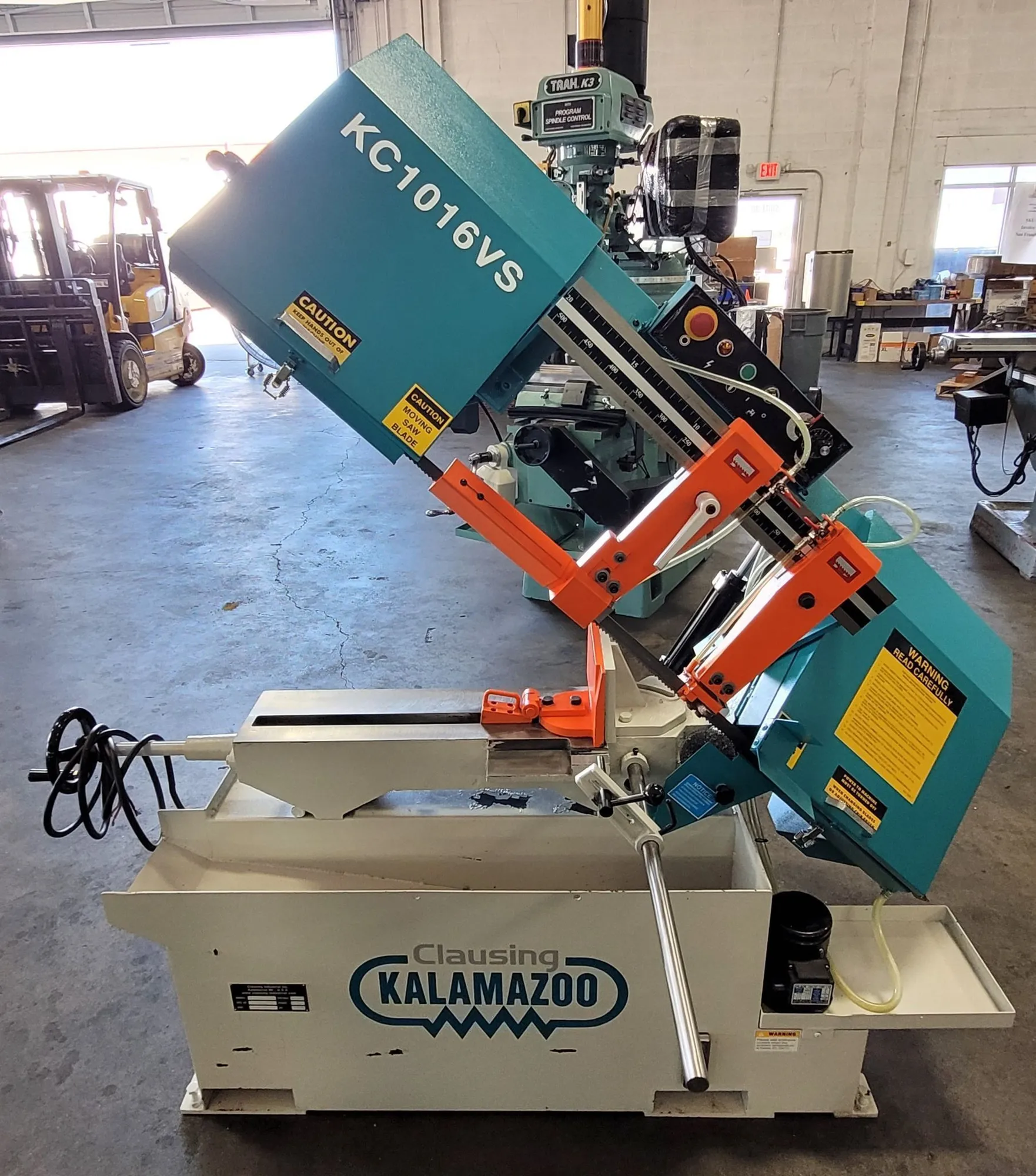 10" x 14.5" Clausing Kalamazoo #KC1016VS, Horizontal Band Saw, 1" x .035" x 132" blade, 50-295 FPM, 15"