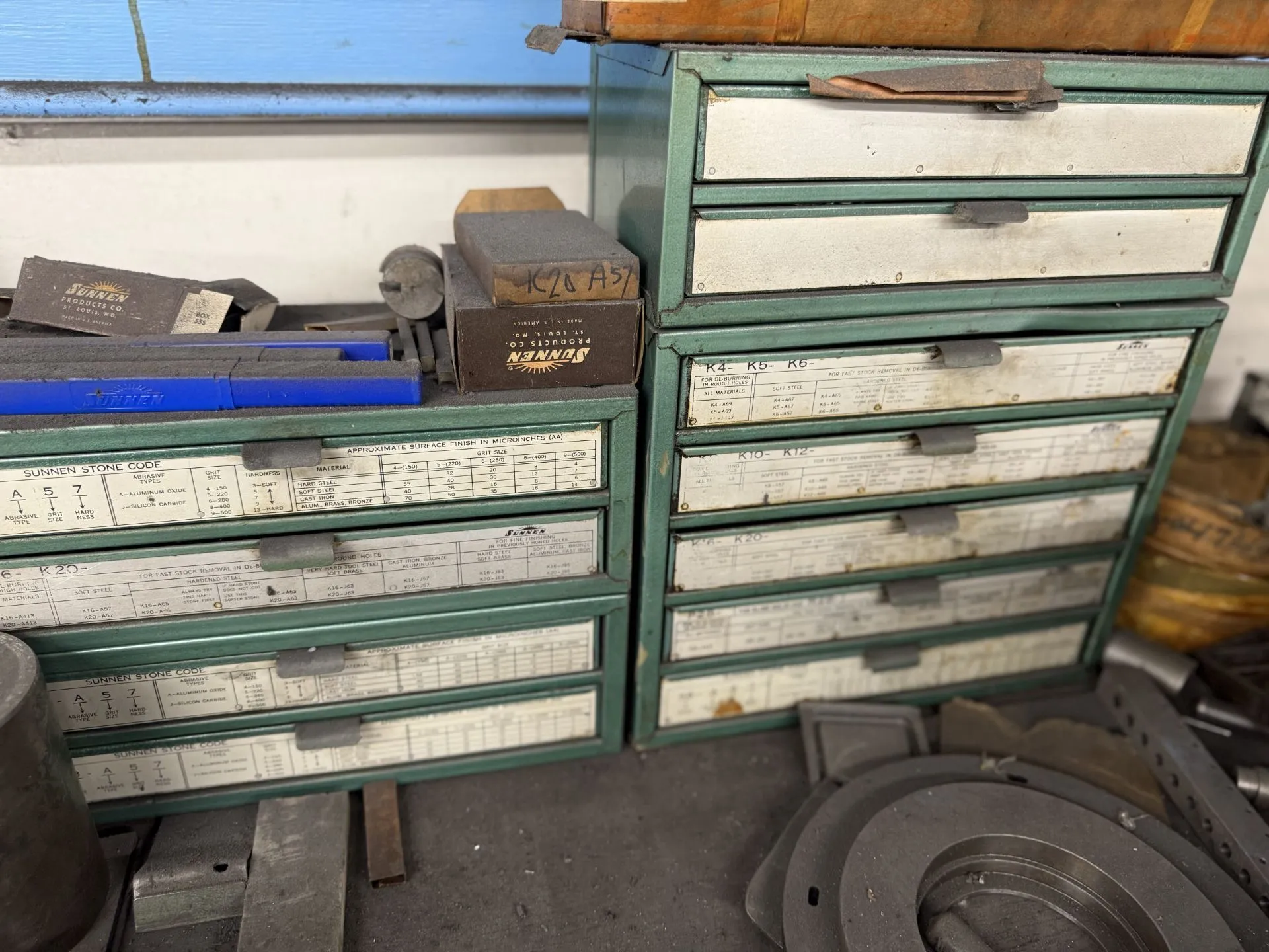 Sunnen #MBB-1600, Horizontal Hone, .060"- 6-1/2" ID, 1/8"- 16" work length, 200-1600 RPM, 1/2 HP, 110 V.