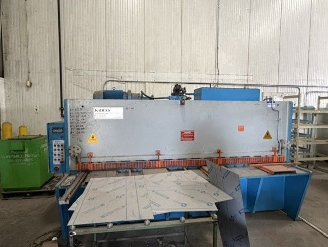 120" x 1/4" Krras #RAS-306, Plate Shears, D2 blades, 31" Back Gauge, 11-17 SPM, 10 HP, 34-1/2" table height