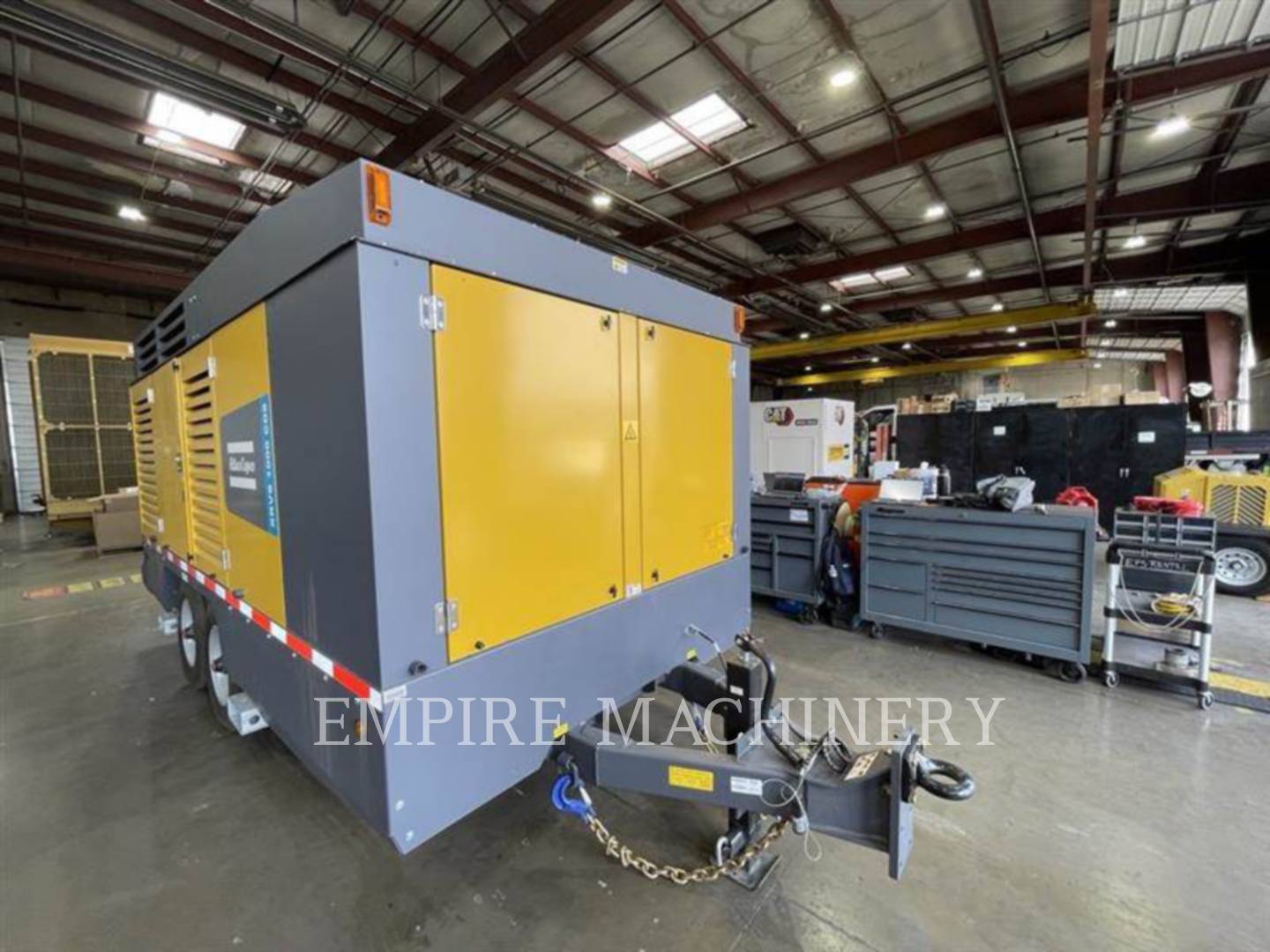 Atlas-Copco XRVS1000CD, 805 hours, S/N: UVC400390, 2024