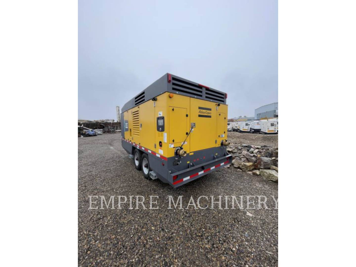 Atlas-Copco XAS1800CD, 2070 hours, S/N: UVC400518, 2025