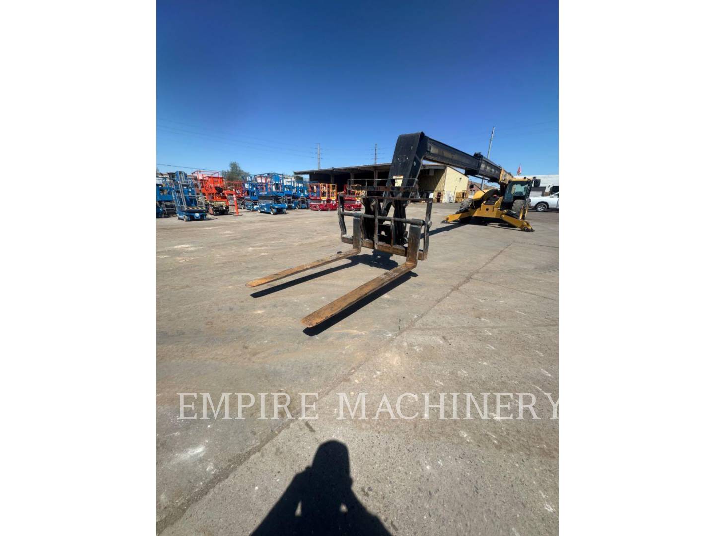 Cat TL943D CA, Telehandler, 3094 hours, S/N: MLJ00253, 2017