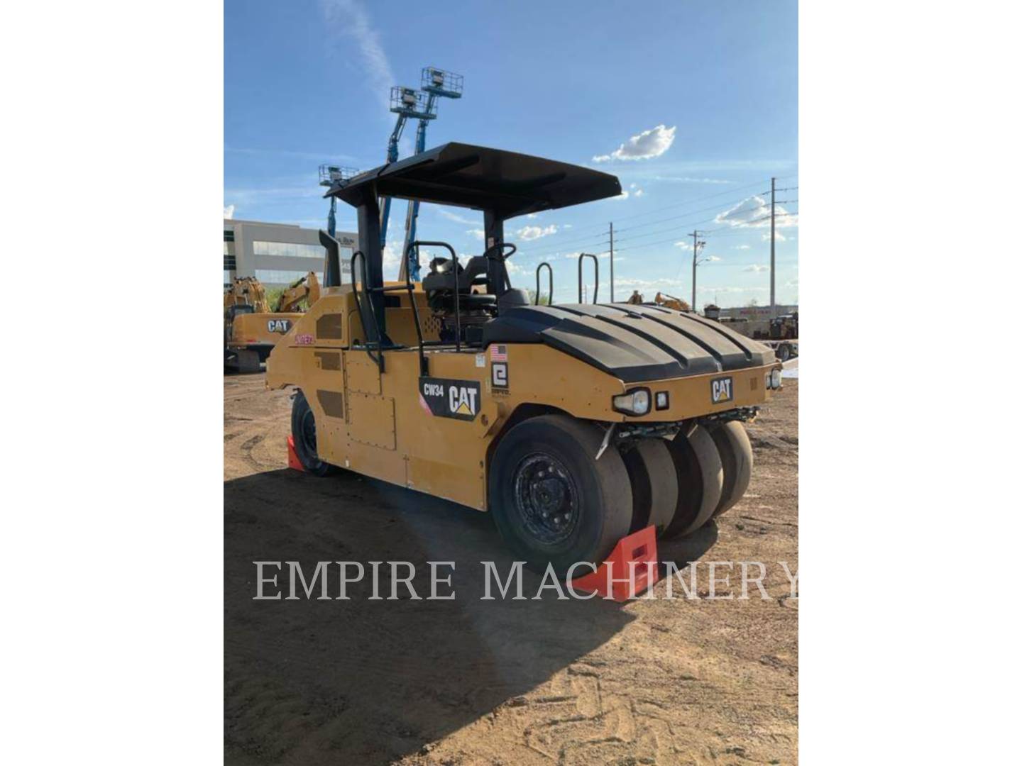 Caterpillar CW34, Pneumatic Tired Compactor, 5200 hours, S/N: AL300284, 2018