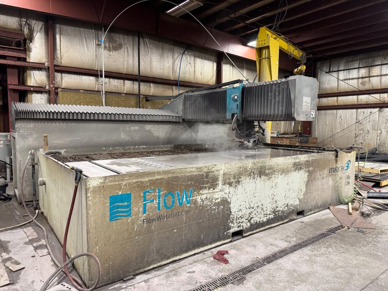Flow #Mach3-4020B-XD, CNC waterjet, 13' x 6' cutting area, 136" X, 78" Y, 7" Z, 100 HP HyperJet pump, 87,000